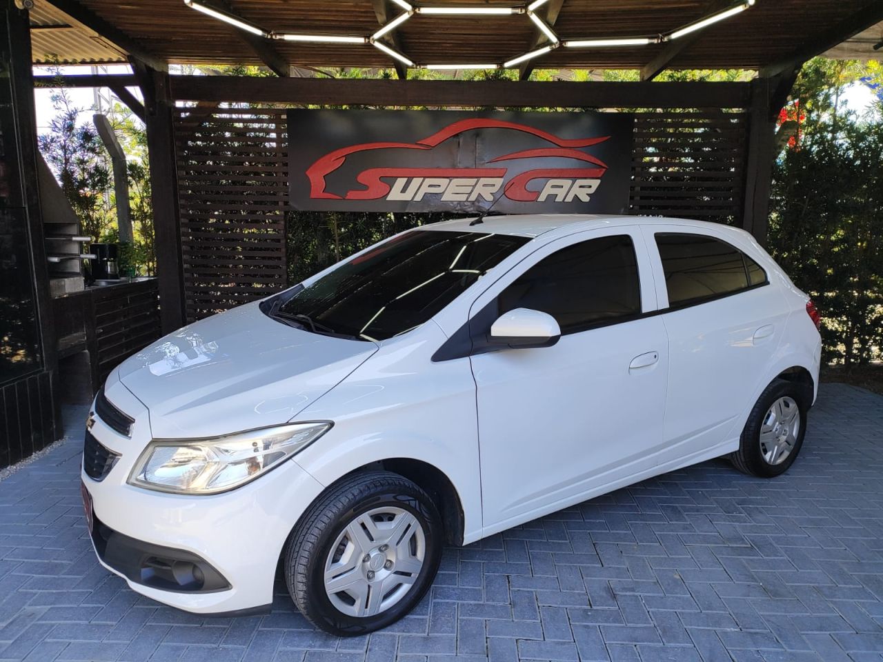 ONIX HATCH LT 1.0 8V FlexPower 5p Mec.