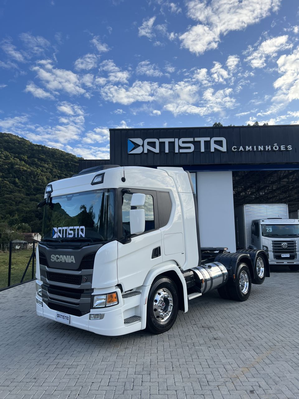 P-360 A 6x2 2p (diesel) (E5)