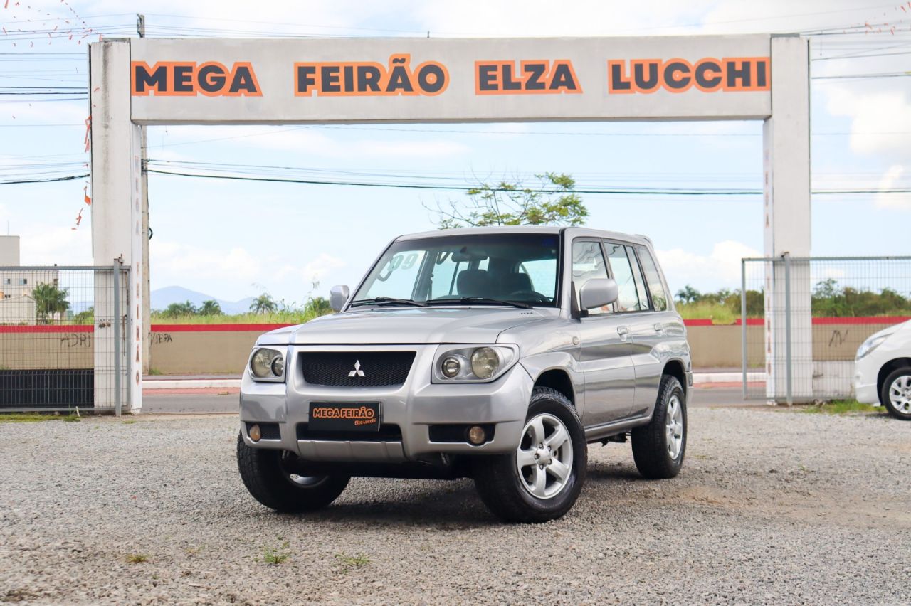 Pajero TR4 2.0 Blind. 16V 131cv 4x4 Aut.