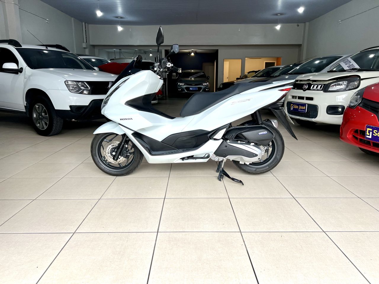 PCX 160 2023 ABS - 4 mil km