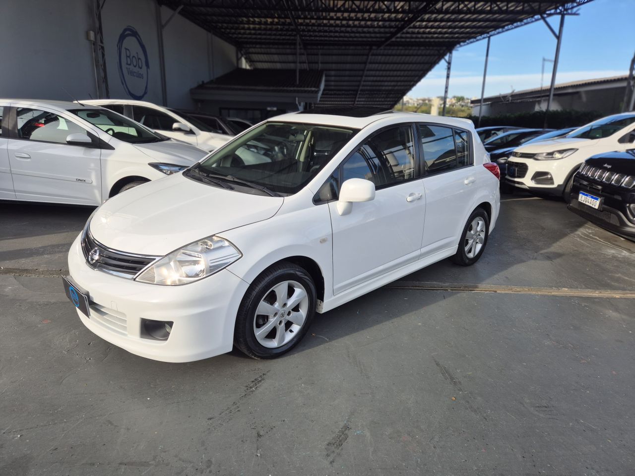 TIIDA SL 1.8 Flex Automatico 2012 com Teto Solar