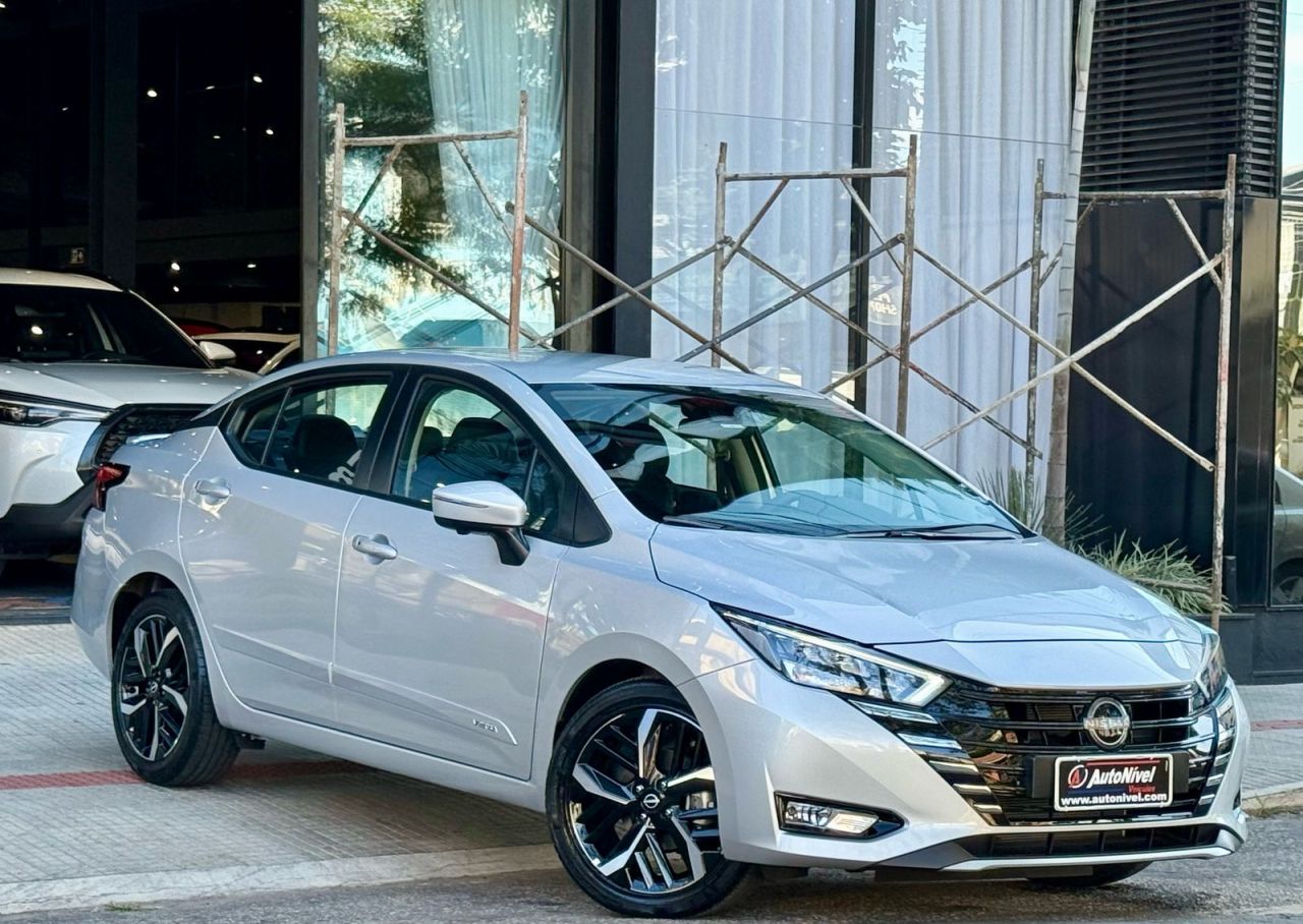VERSA Exclusive 1.6 16V Flex Aut.