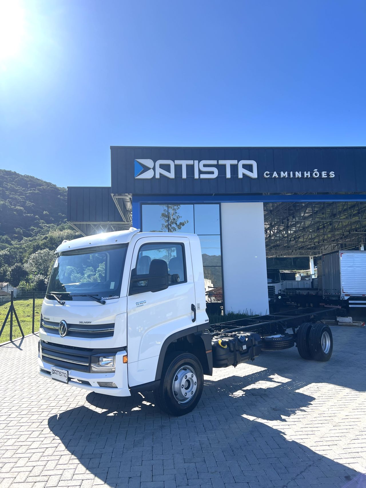Vw 11-180 Delivery 2022 V-tronic - Baixa KM
