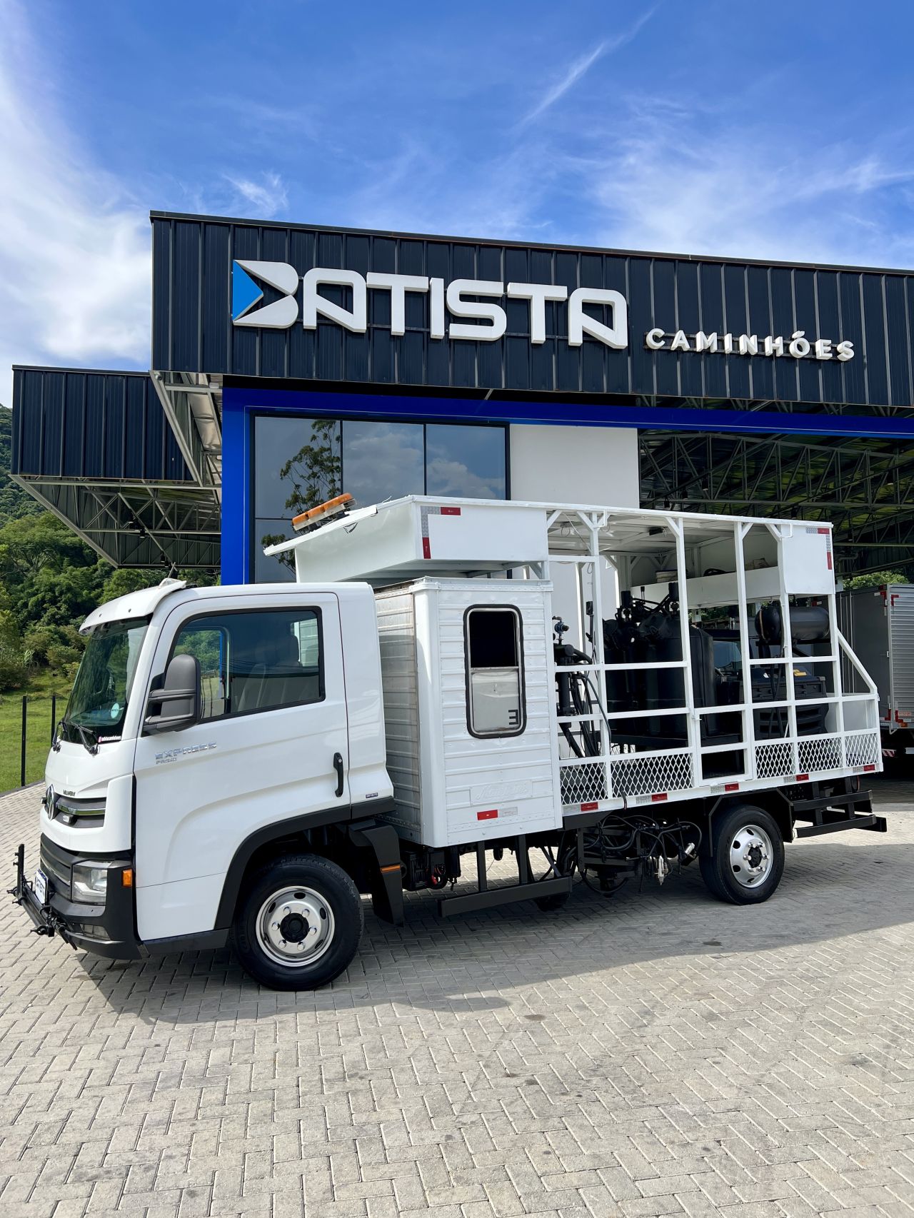 VW Delivery Express 2022 P/ Sinalizacao Viaria