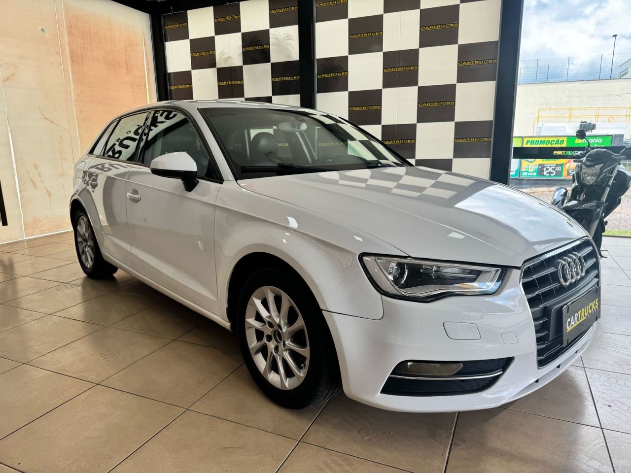 A3 Sportback 1.4 TFSI S-tronic AMBIENTE(Conforto) 