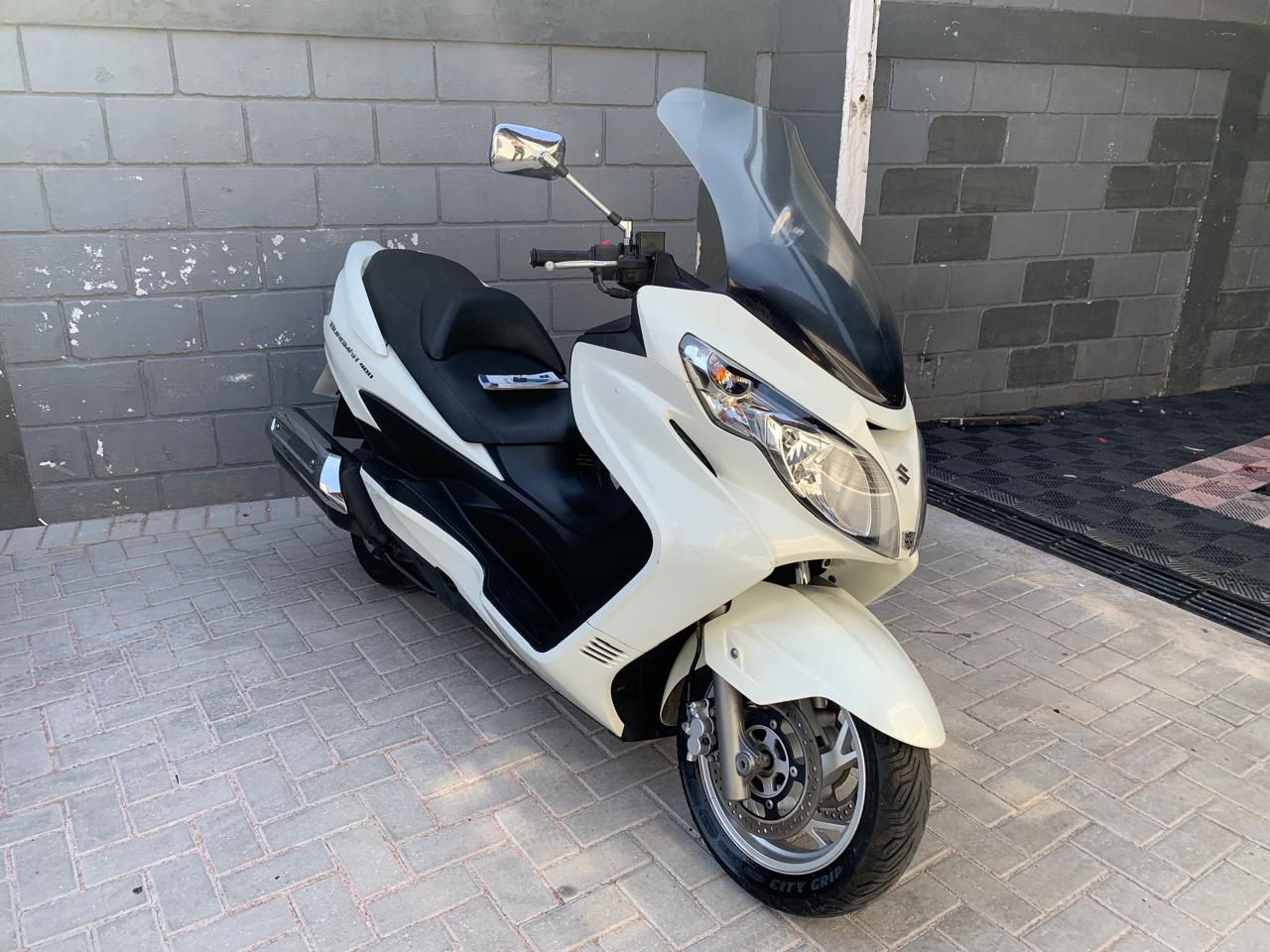 BURGMAN 400