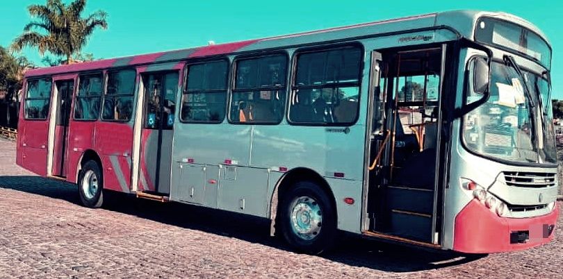 CAIO APACHE VIP ANO 2013 M.BENZ OF 1721 JM COD.223