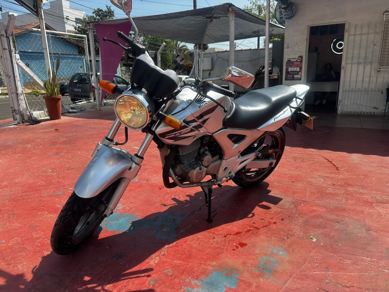 CBX 250 TWISTER