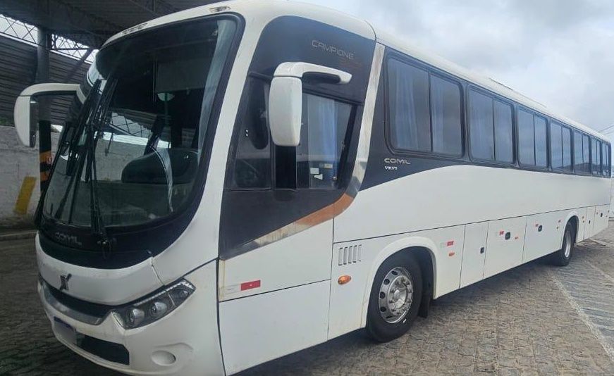 COMIL CAMPIONE 3.25 ANO 2016 VOLVO B270 F JM COD.1381