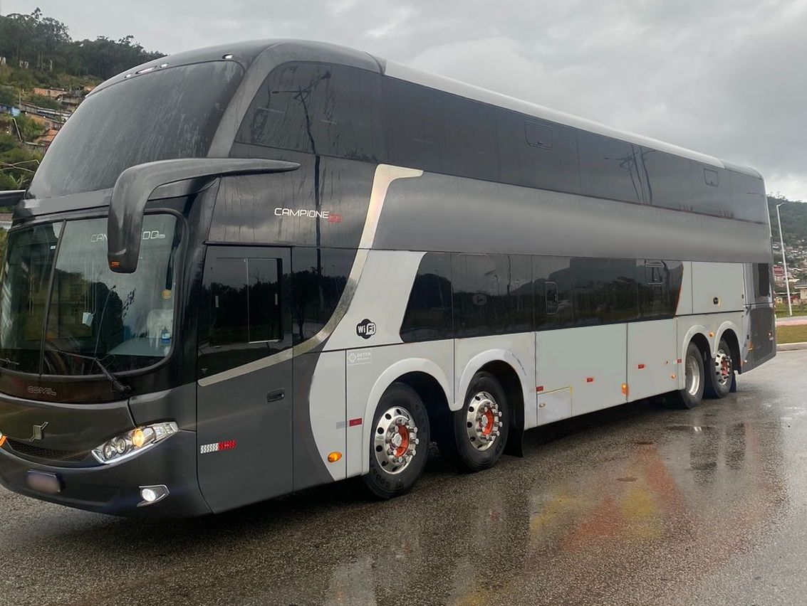 COMIL INVICTUS DD ANO 2015 VOLVO B450 R JM COD.1458