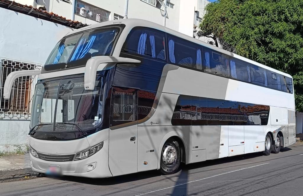 COMIL INVICTUS DD ANO 2018 SCANIA K360 JM COD.1269