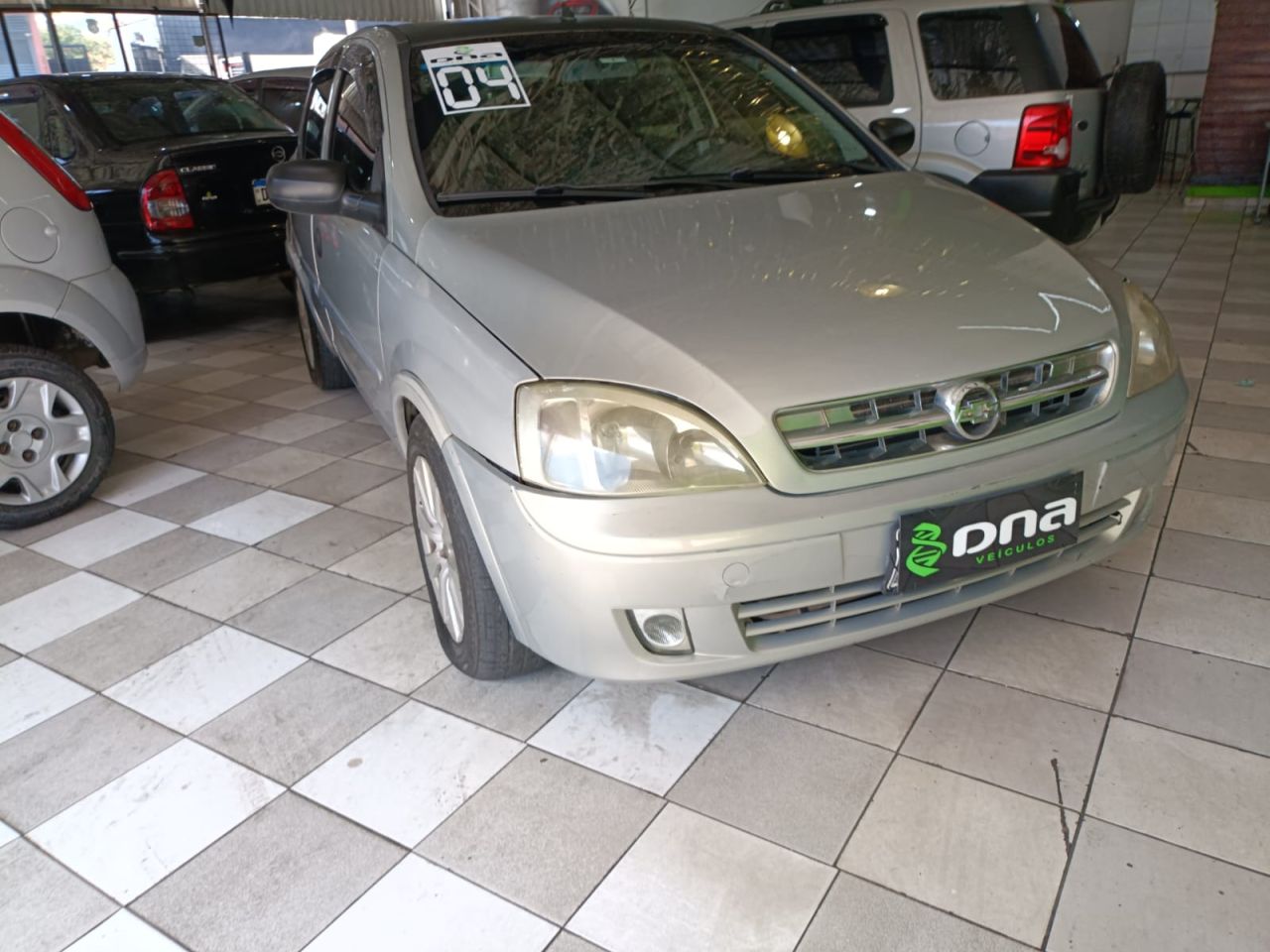 Corsa Sedan 1.0 MPFI 8V 71cv 4p