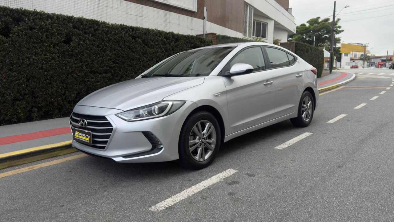 Elantra 2.0 16V Flex Aut.