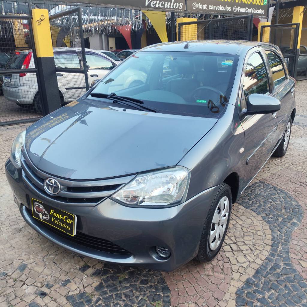 ETIOS XS 1.5 Flex Completo