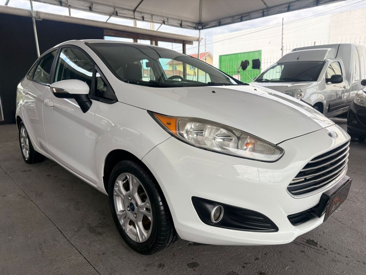 Fiesta Sedan 1.6 16V Flex Mec.