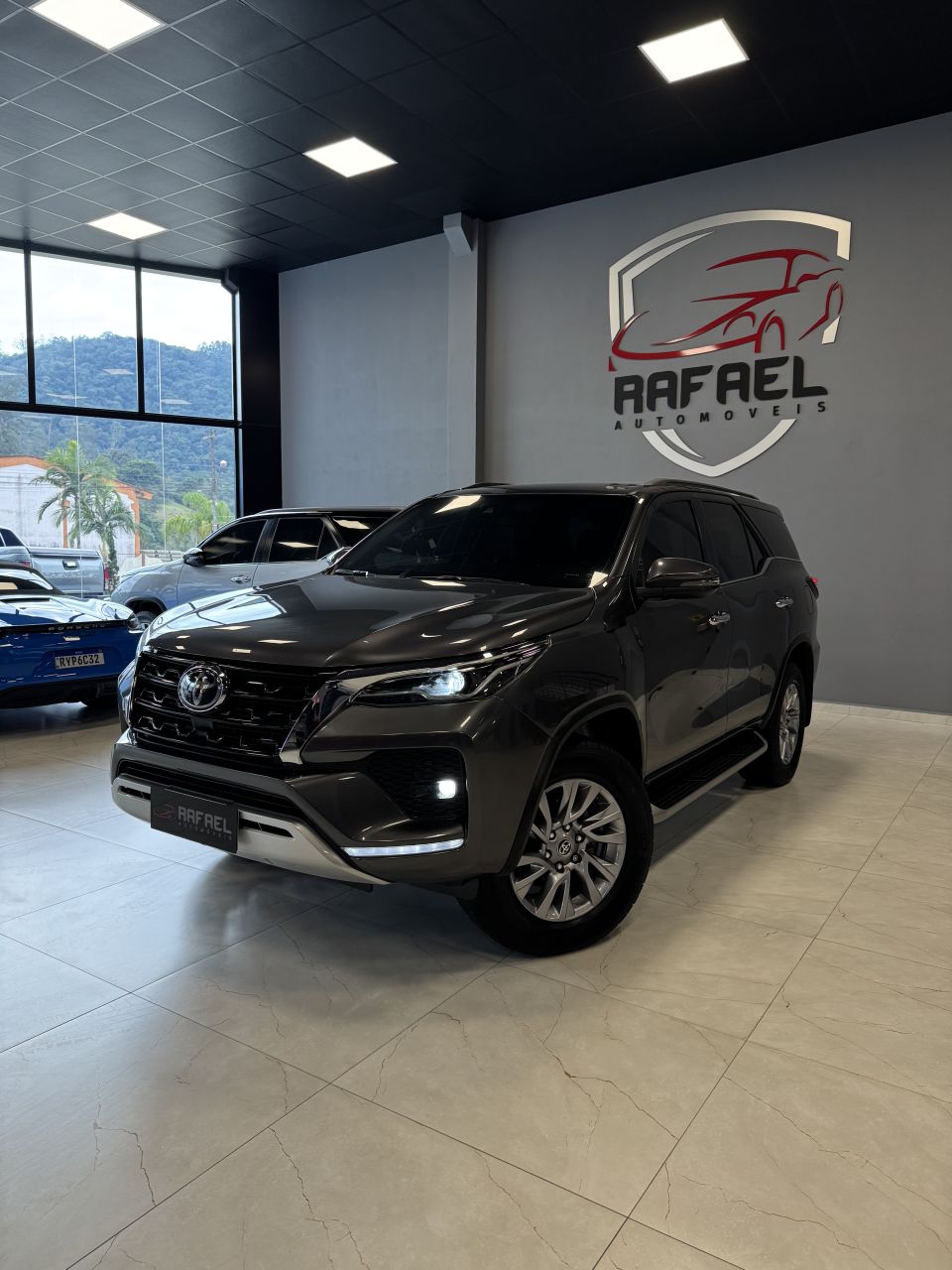 Hilux SW4 SRX 4x4 2.8 TDI 16V Dies. Aut.