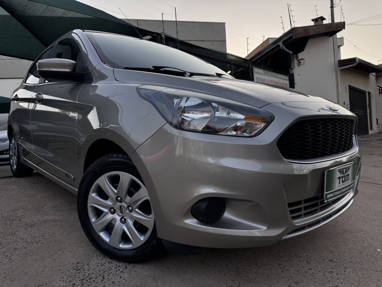 Ka 1.0 SE Flex 5p