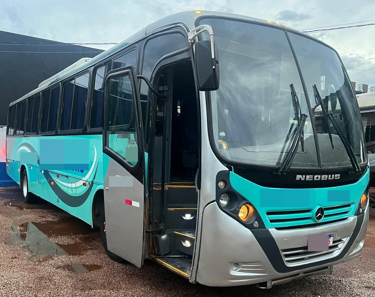 NEOBUS SPECTRUM ANO 2012 M.BENZ OF 1721 JM COD.216 