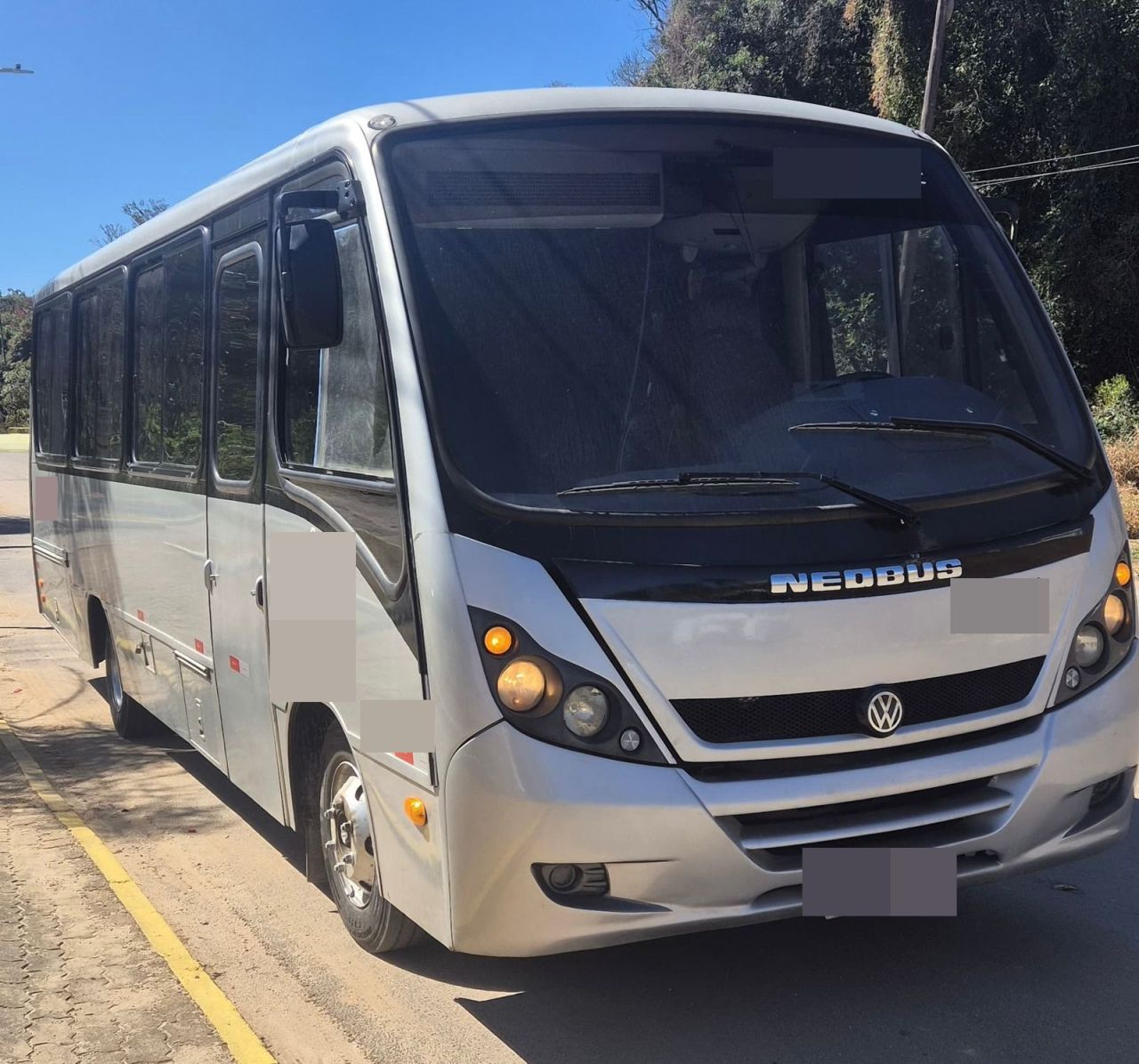 NEOBUS THUNDER + ANO 2008 VW 9150 JM COD.305