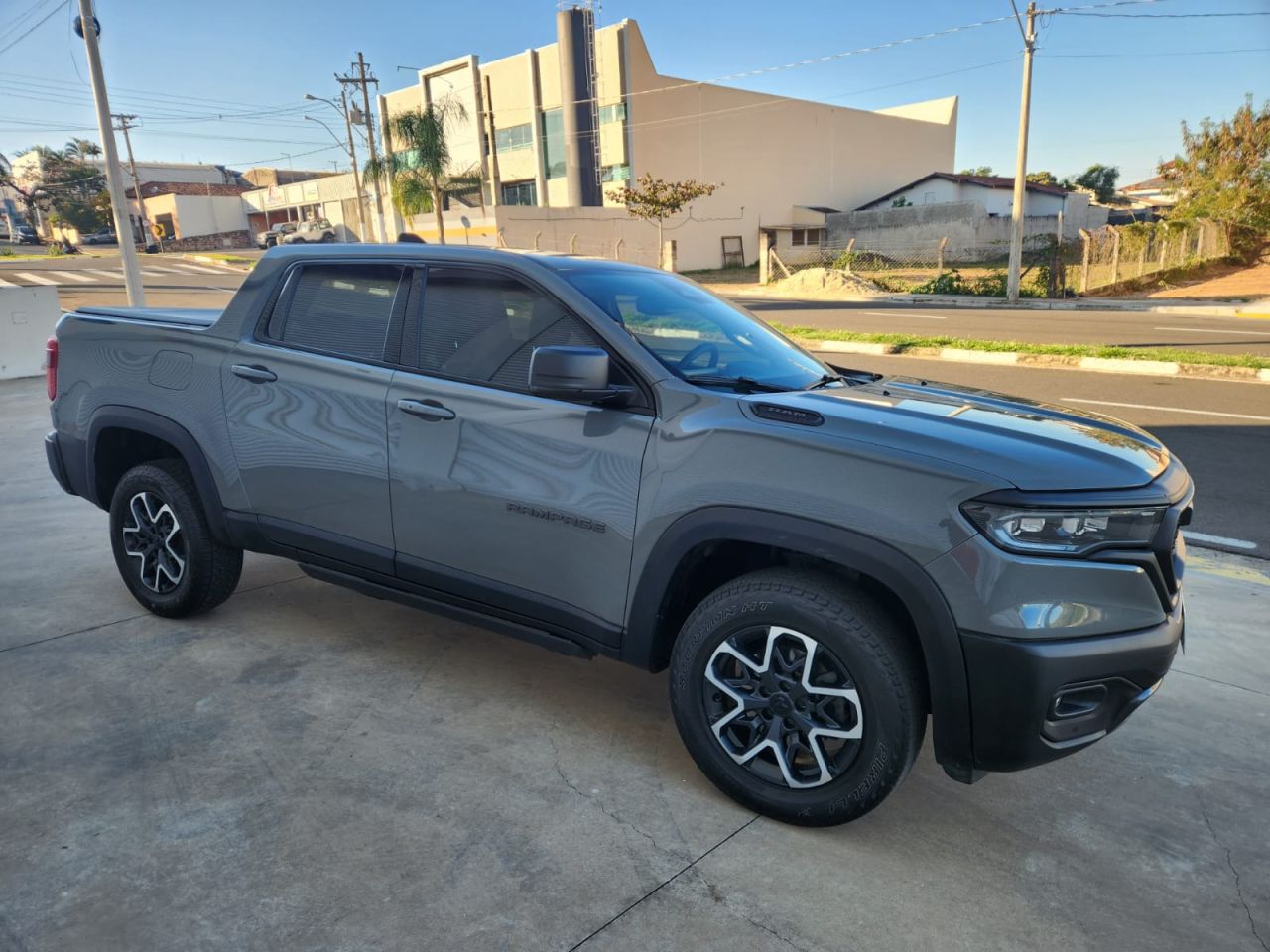 RAMPAGE REBEL 2.0 TB CD 4X4 Diesel Aut.