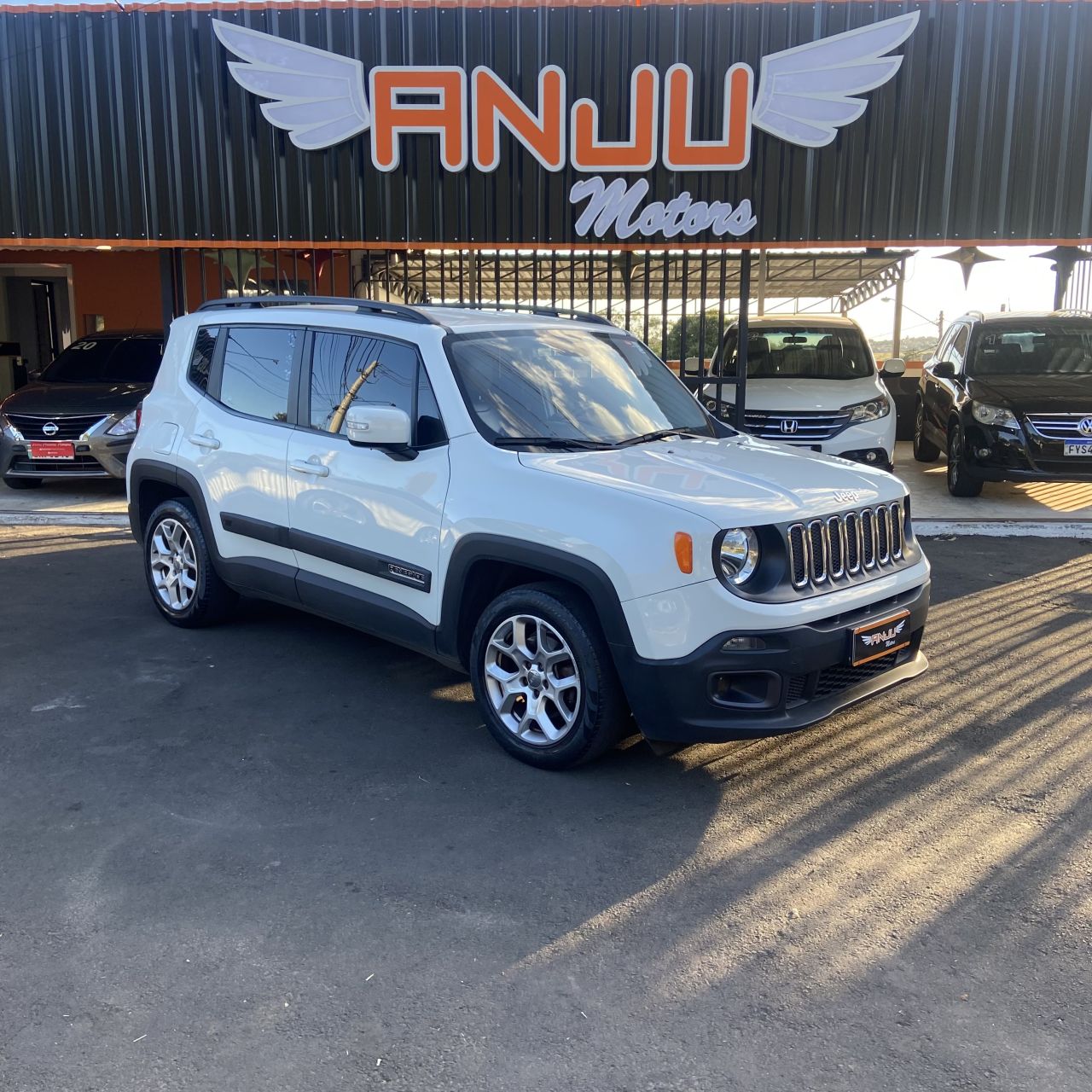 Renegade Longitude 1.8 4x2 Flex 16V Aut.
