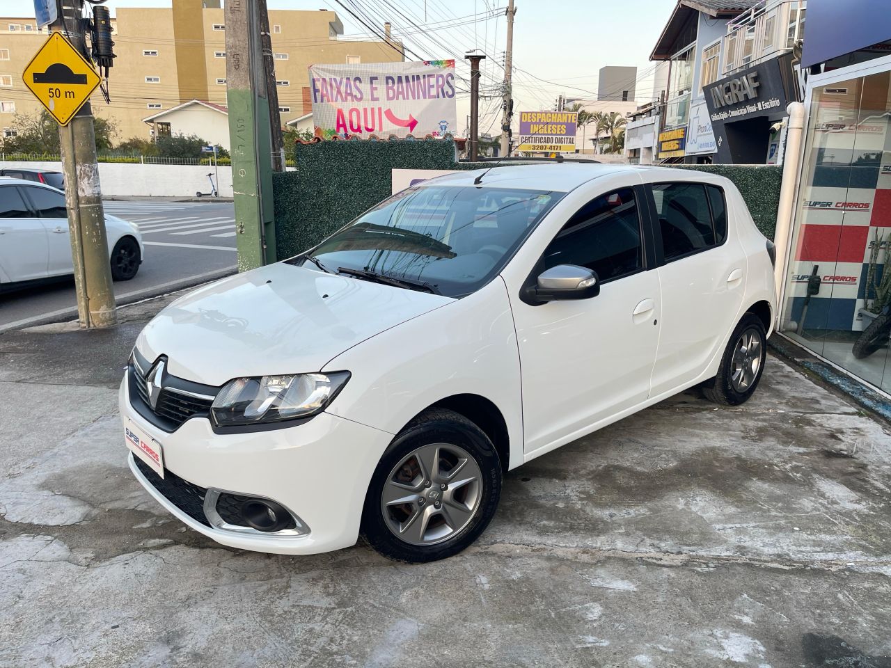 SANDERO Authentique Hi-Power 1.0 16V 5p