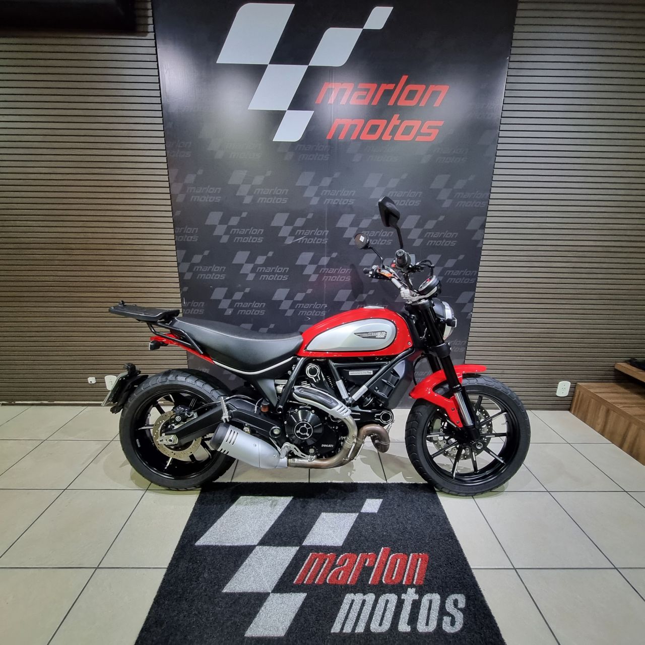 SCRAMBLER ICON 800cc