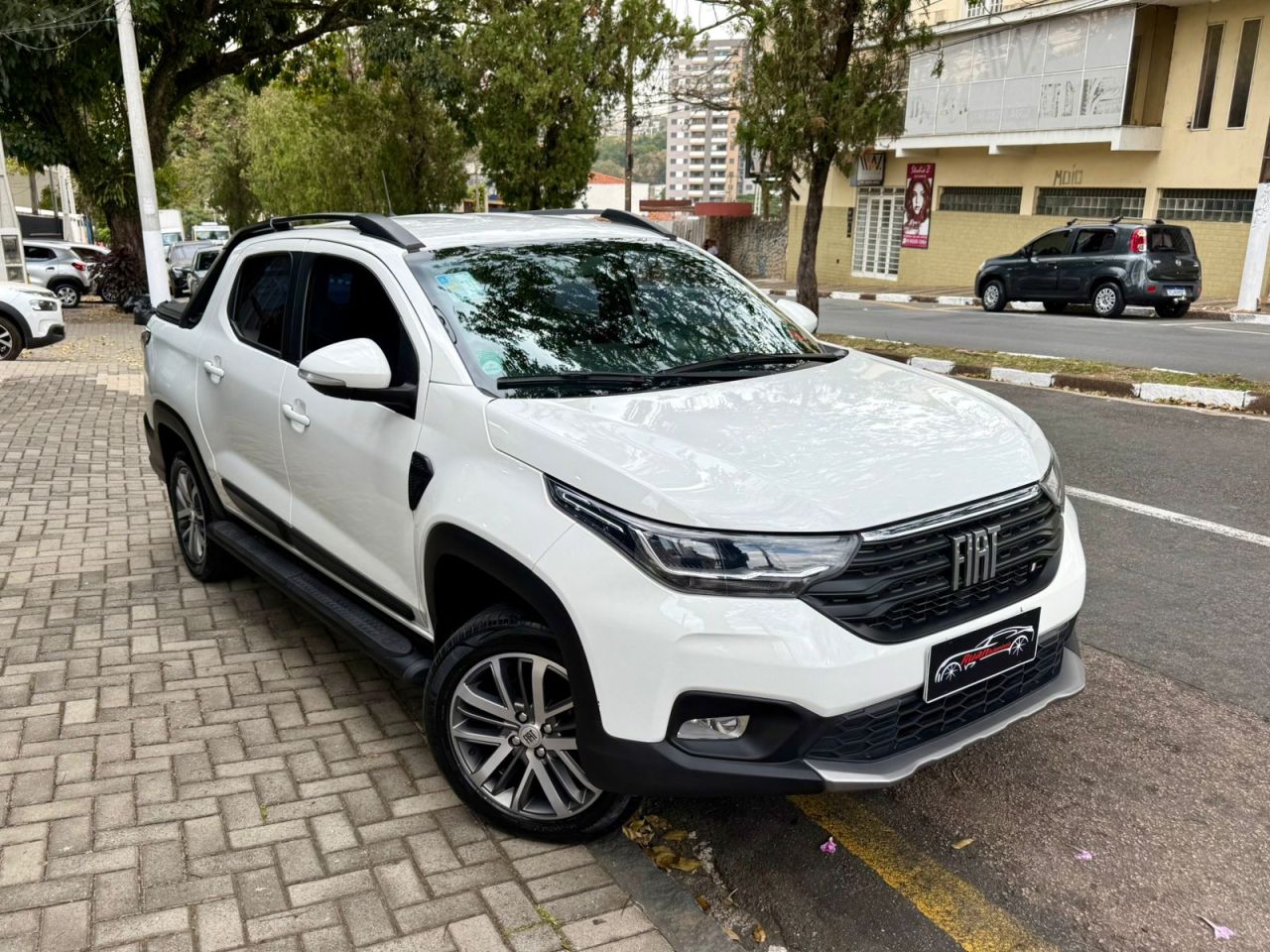 Strada Volcano 1.3 Flex 8V CD Aut.
