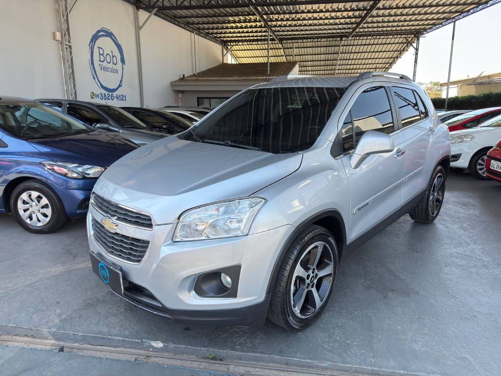 Tracker LTZ 1.8 Flex Automatico 2015 Troco e Financio