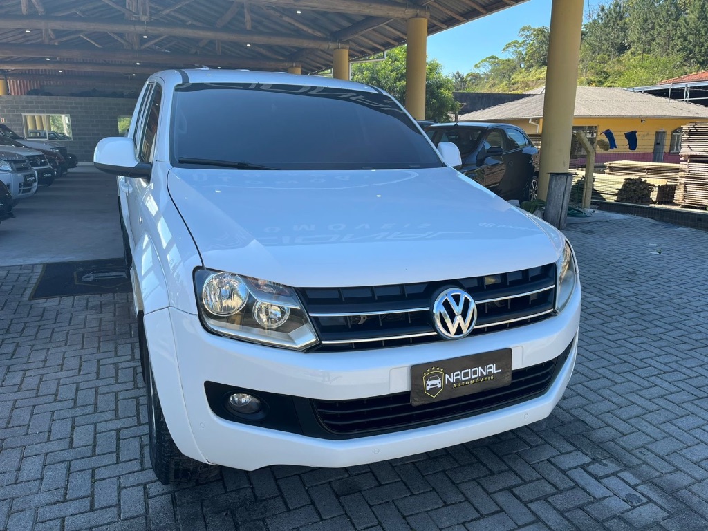 AMAROK Trendline CD 2.0 TDI 4X4 Dies Aut