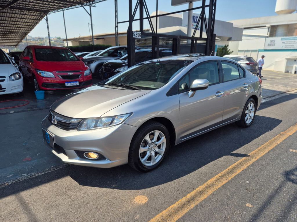 Civic Sedan EXS 1.8/1.8 Flex 16V Aut. 4p