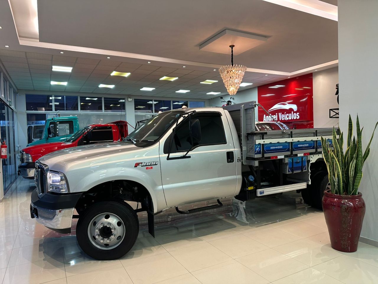Ford F-4000 4x2 Turbo Diesel Apenas 24.000 km 2019