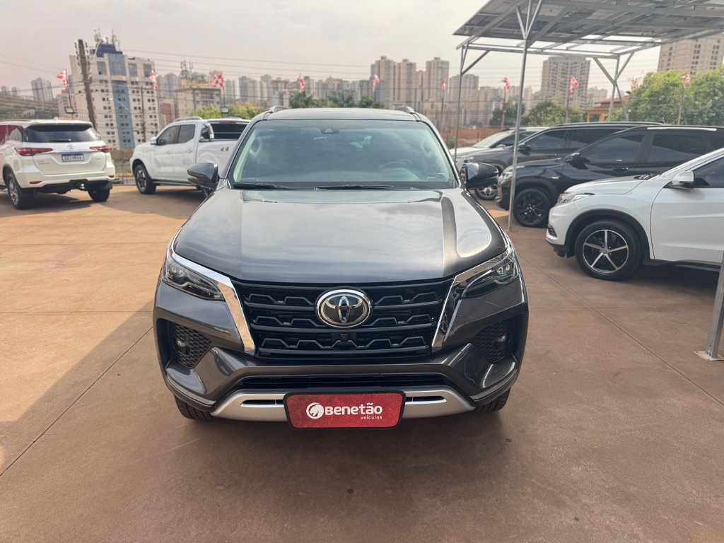 Hilux SW4 SRX 4x4 2.8 TDI 16V Dies. Aut.