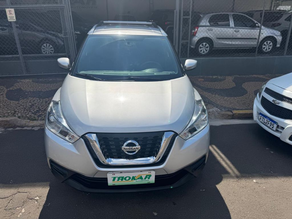 KICKS S 1.6 16V FlexStar 5p Mec.