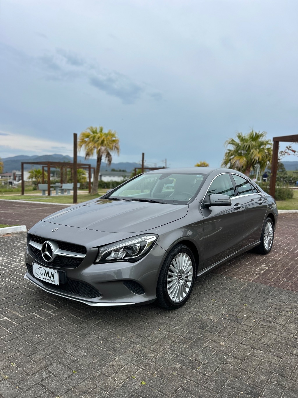 MERCEDES-BENZ CLA-180 1.6 16V 122cv Aut.