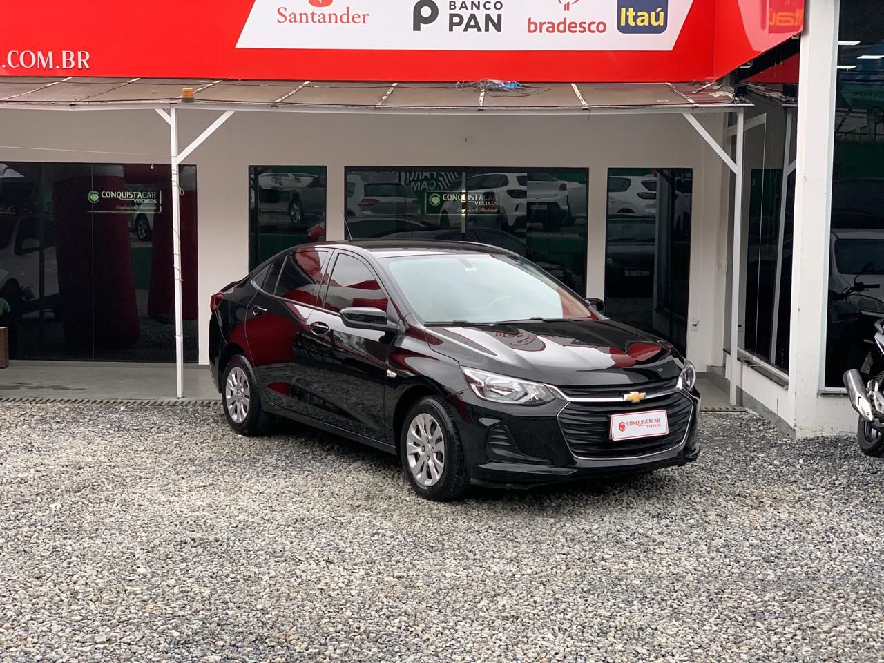 ONIX SEDAN Plus LT 1.0 12V Flex 4p Mec.