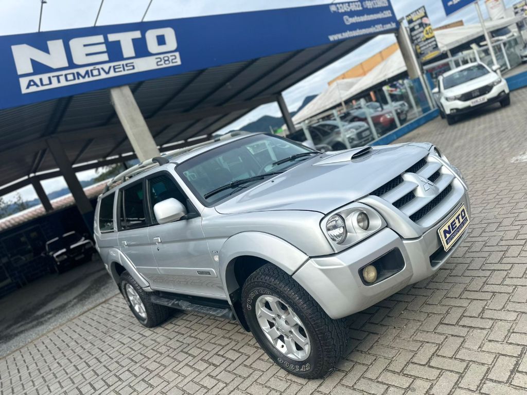 Pajero Sport HPE 2.5 4x4 Diesel Aut.