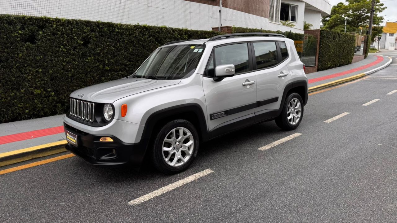 Renegade Longitude 1.8 4x2 Flex 16V Aut.