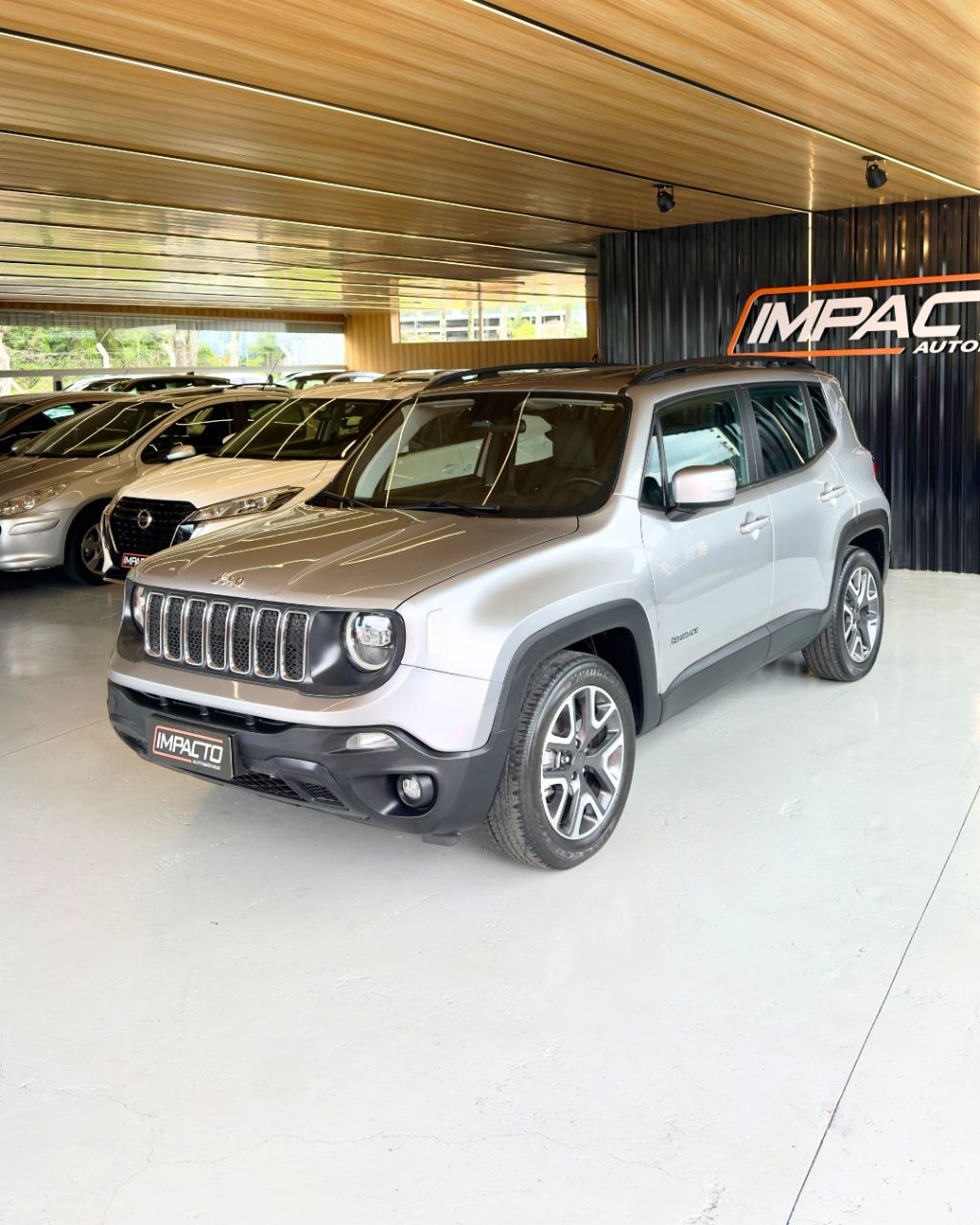 Renegade Longitude 1.8 4x2 Flex 16V Aut.