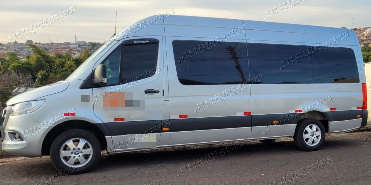 SPRINTER 416 CDI ANO 2020 LONGA EXEC MARTICAR JM COD.498