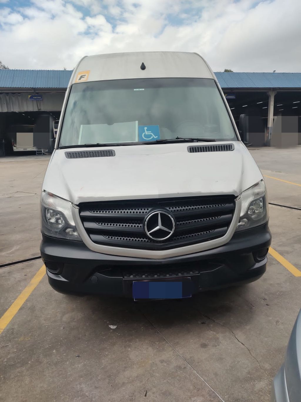 SPRINTER CDI 415 ANO 2017 LUXO JM COD.1612