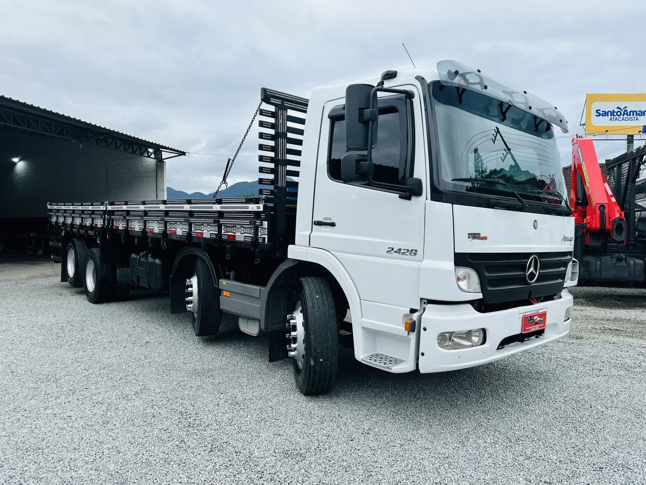 Atego 2428 8X2 BITRUCK