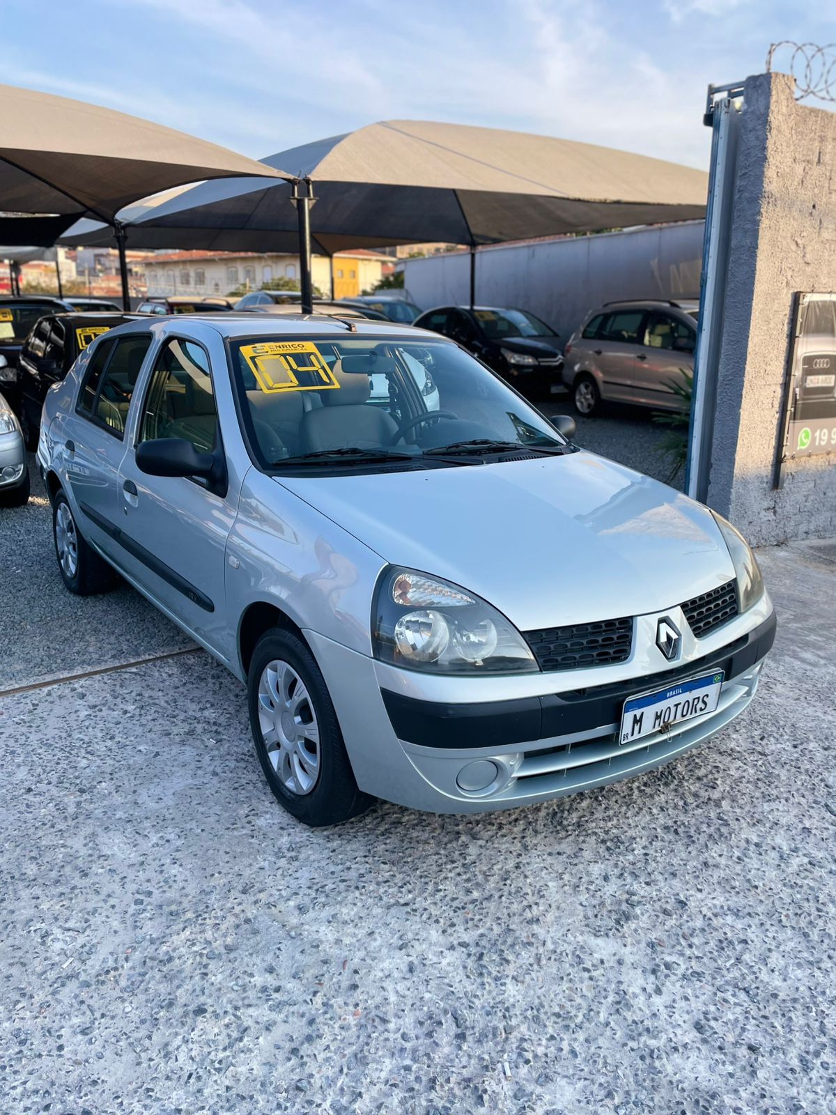 Clio Authentique 1.0 8V 3p