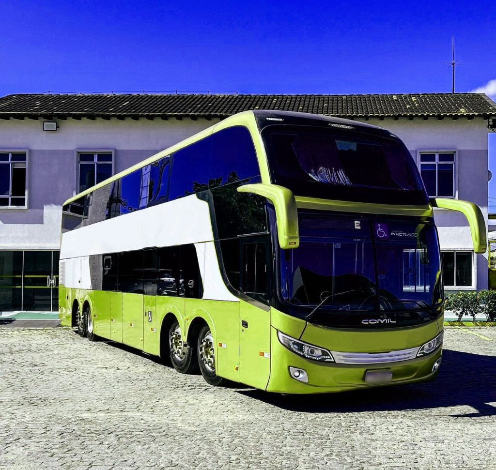 COMIL INVICTUS DD ANO 2017 MB O500 RSD JM COD.1636