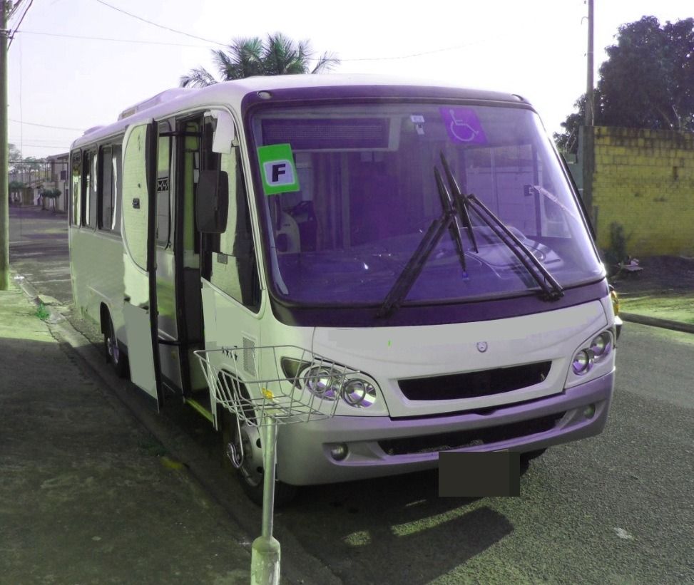 COMIL PIA ANO 2005 M.BENZ LO 915 JM COD.509