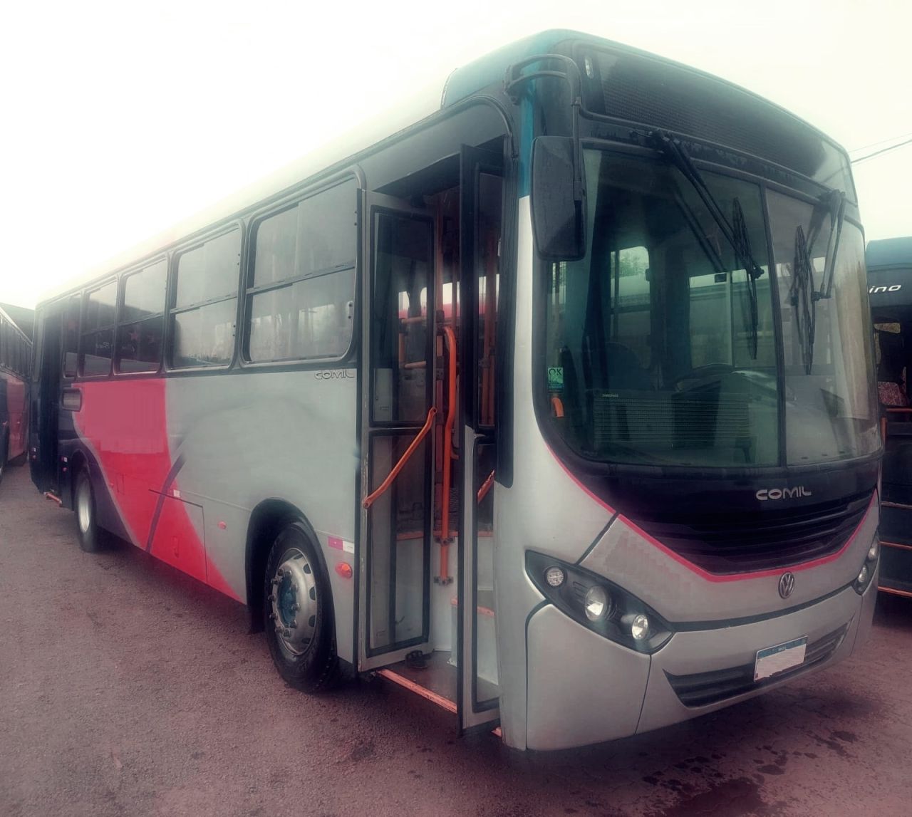 COMIL SVELTO ANO 2014 VW 15.190 JM COD.105