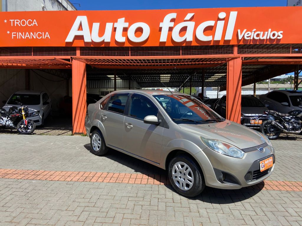 Fiesta Sedan SE 1.6 8V Flex 4p