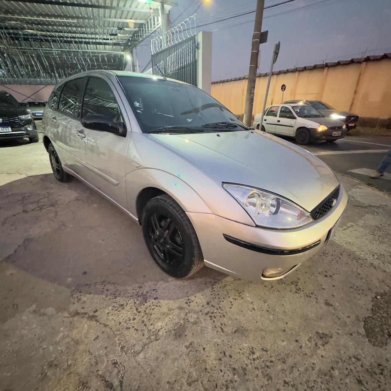 Focus 2.0 16V/ 2.0 16V Flex 5p