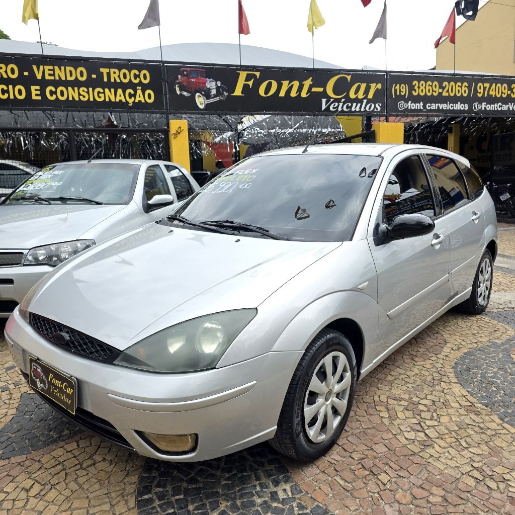 Focus Hatch 1.6 L Completo