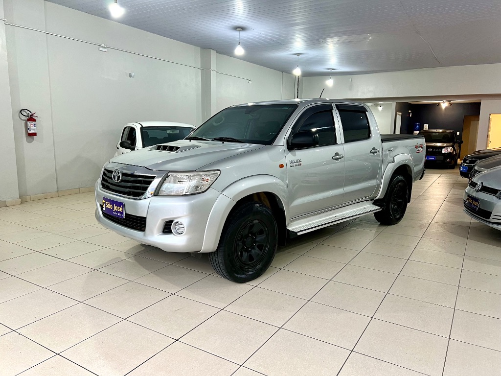 HILUX CD4X4 3.0 TDI STD Mec.